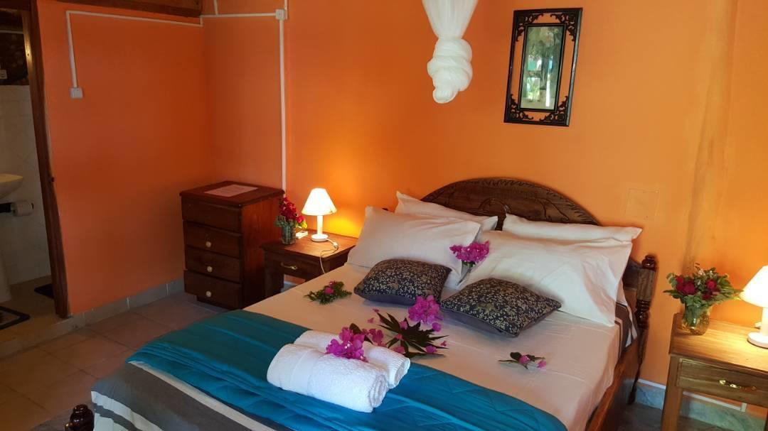 Dolphin Dhow Beach Safaris Vilanculos Ngoại thất bức ảnh